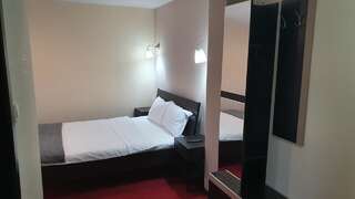 Мотели Motel Diamant Амара Двухместный номер с 1 кроватью или 2 отдельными кроватями-6
